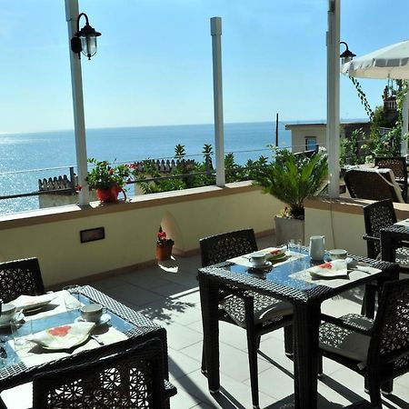 E Poi...Ravello Hotel Exterior photo
