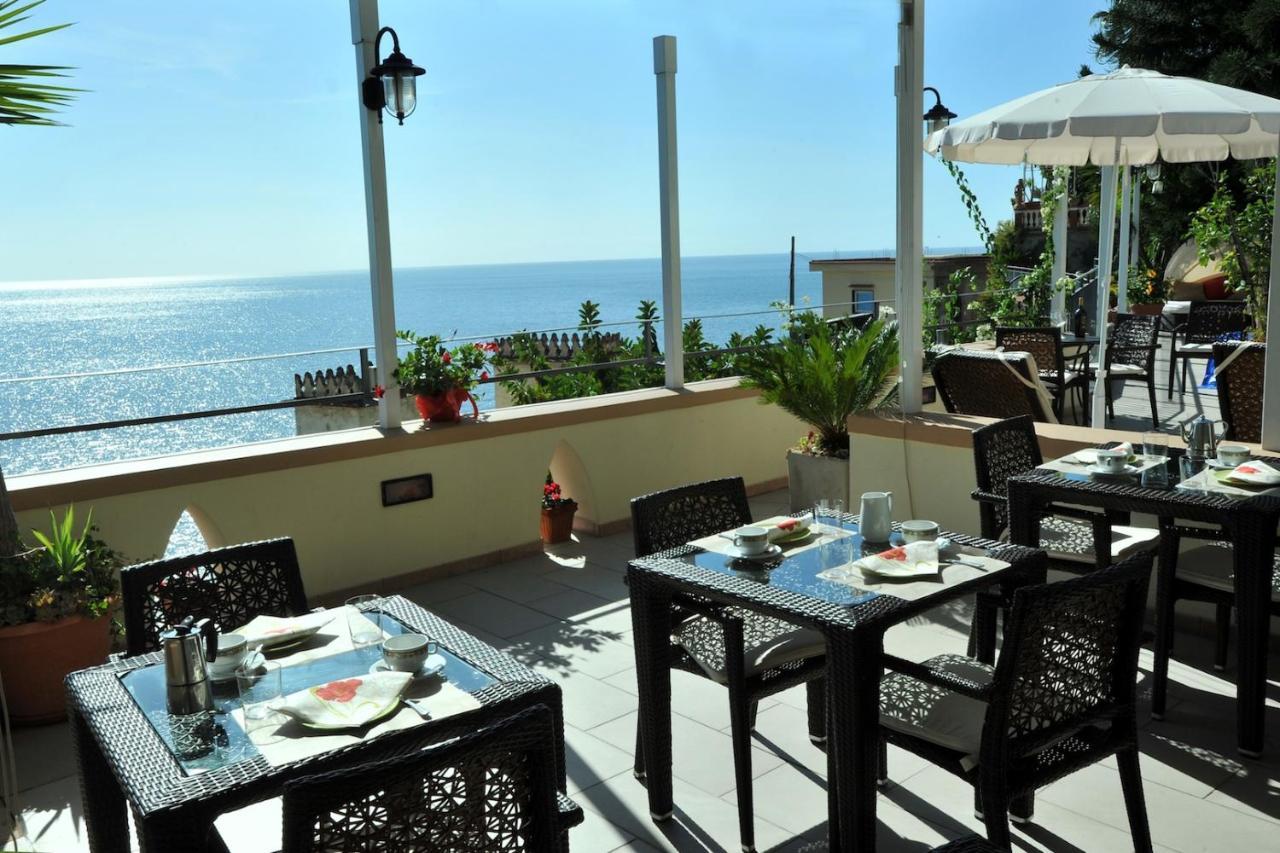 E Poi...Ravello Hotel Exterior photo